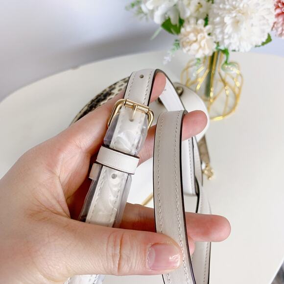 Coach C1325 Pepper Satchel In Signature Canvas IN Light Khaki Chalk Multi - Picture 6 of 7